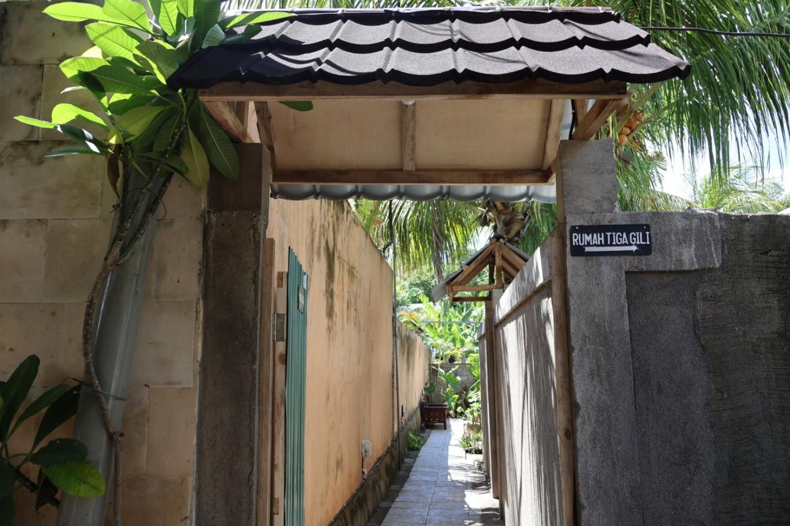 Rumah Tiga Gili غيلي آير المظهر الخارجي الصورة